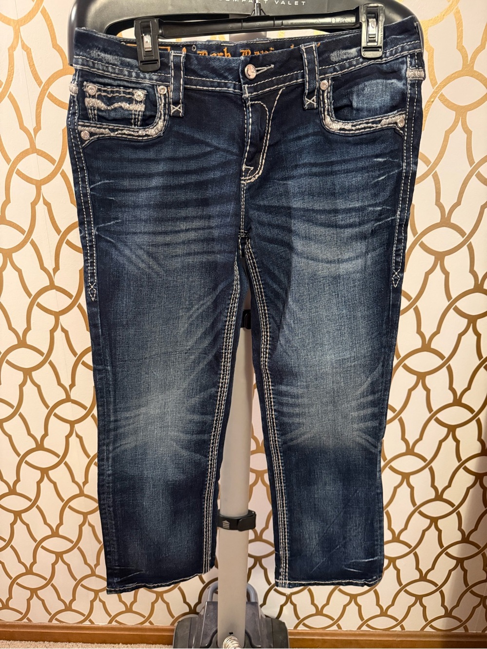 Rock Revival Dark Blue Cropped Stretch Jeans size 28